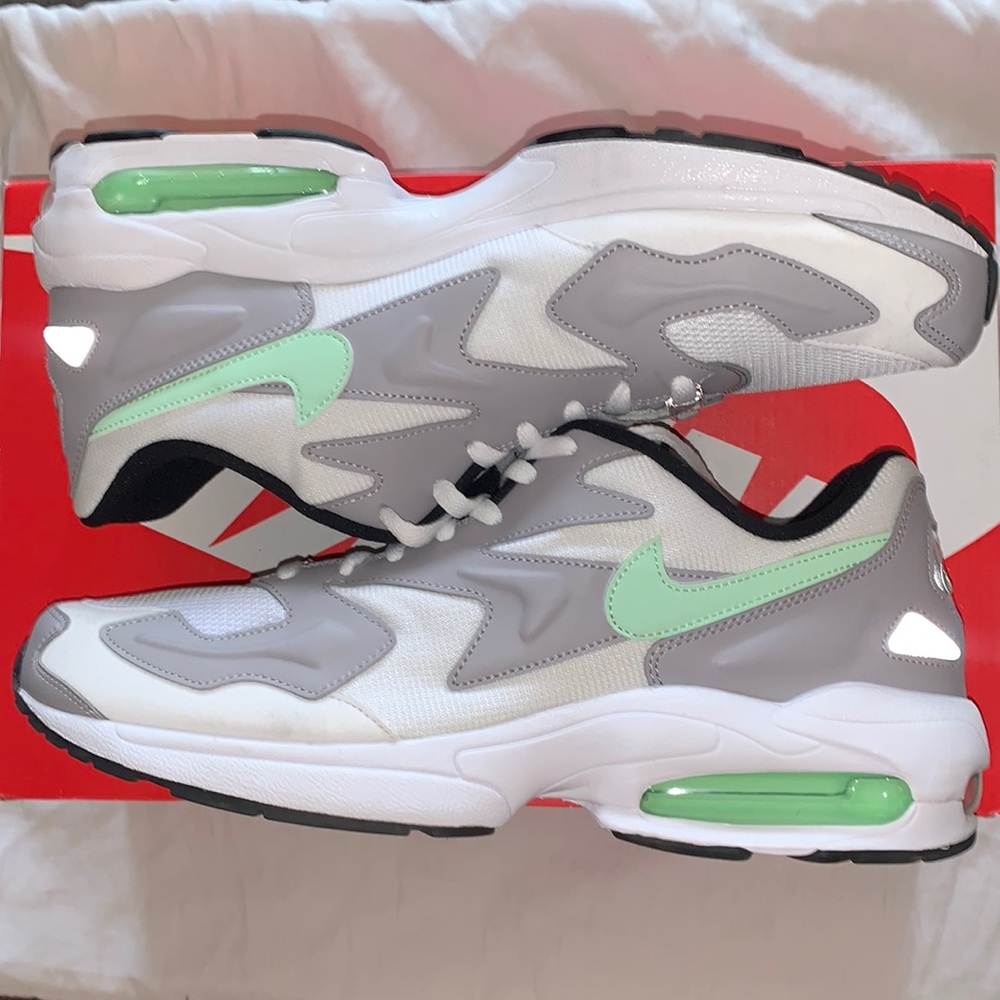 Air max2 light